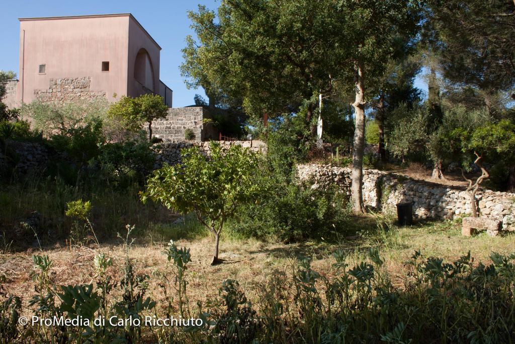 Masseria Moresano Bed & Breakfast Ugento Dış mekan fotoğraf